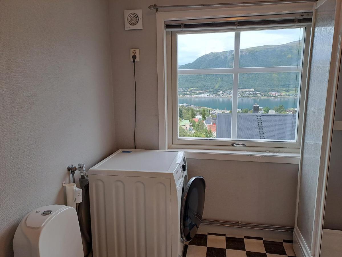 Warm And Cozy Apartment With Panoramic View Above The City Center Тромсё Экстерьер фото