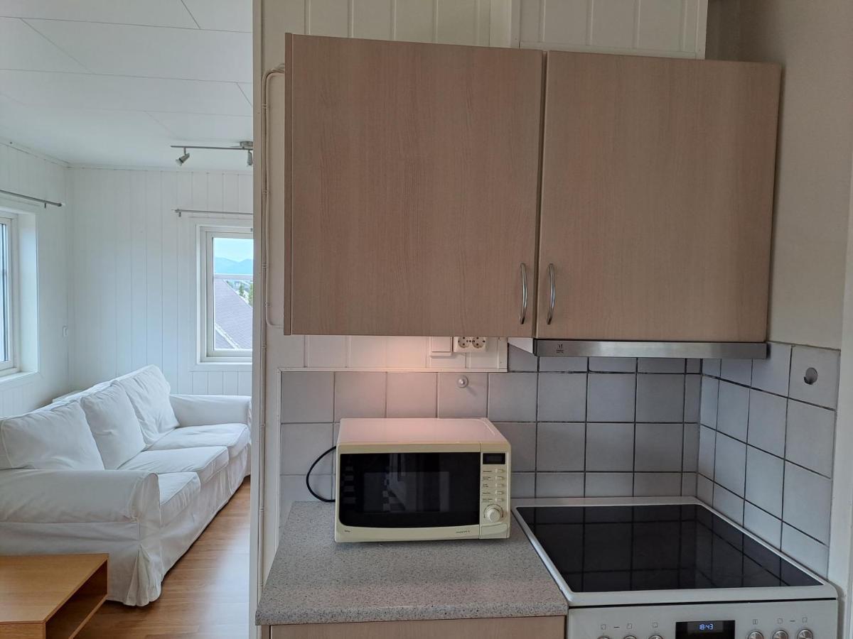 Warm And Cozy Apartment With Panoramic View Above The City Center Тромсё Экстерьер фото